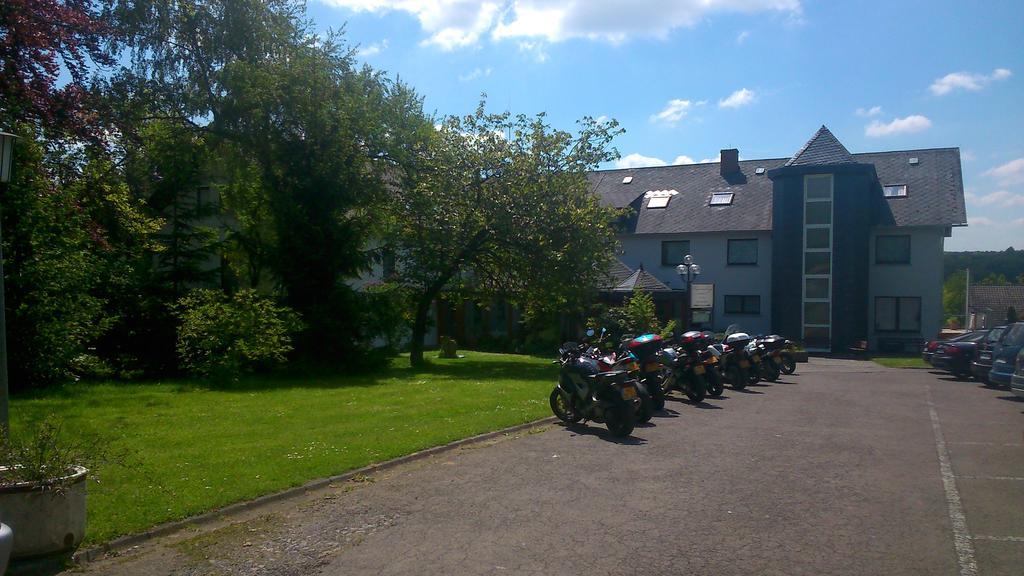 Landhotel Karrenberg Kirchberg an der Jagst エクステリア 写真